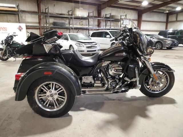 2015 Harley-Davidson Flhtcutg TRI Glide Ultra