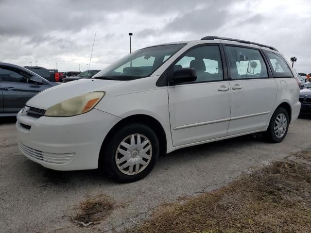 2005 Toyota Sienna CE