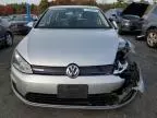 2016 Volkswagen E-GOLF SE