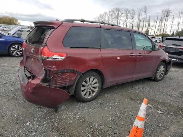 2013 Toyota Sienna XLE