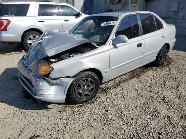 2004 Hyundai Accent GL