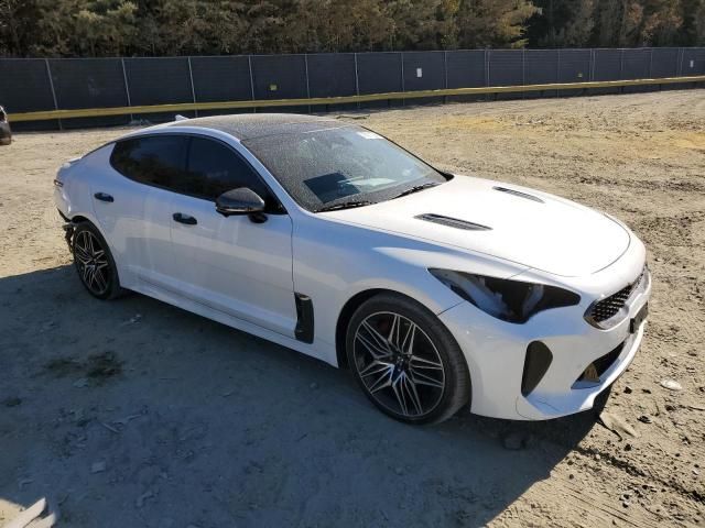 2022 KIA Stinger GT2