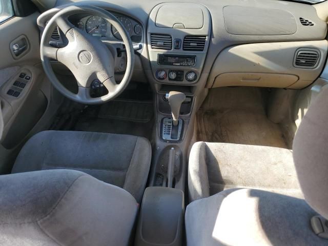 2000 Nissan Sentra Base