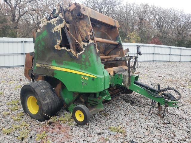 2013 John Deere Haybailer