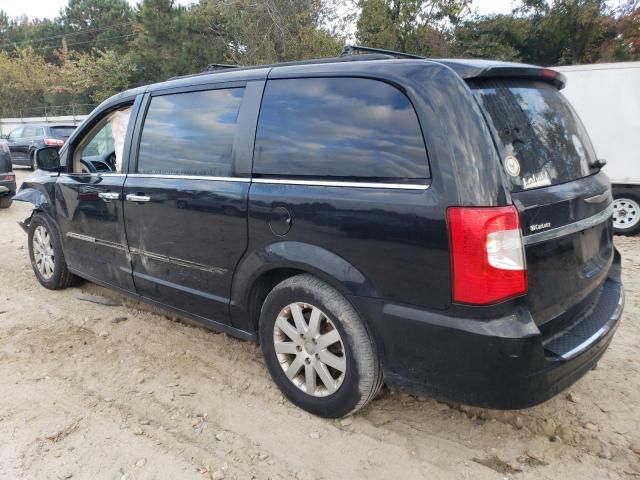 2012 Chrysler Town & Country Touring L