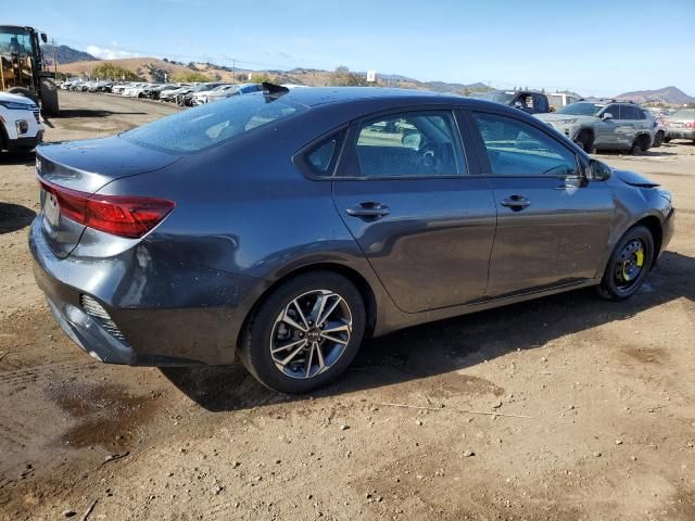 2023 KIA Forte LX