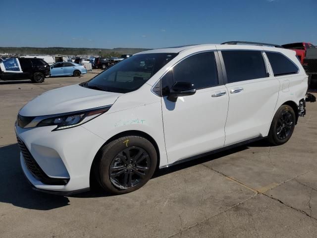 2024 Toyota Sienna XSE