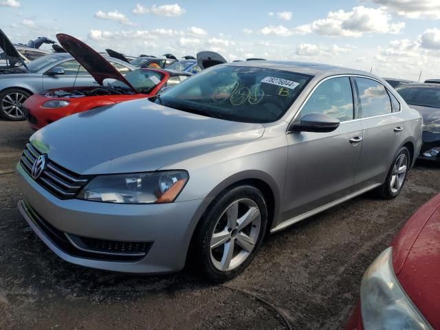 2012 Volkswagen Passat SE