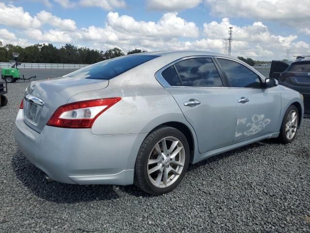 2010 Nissan Maxima S