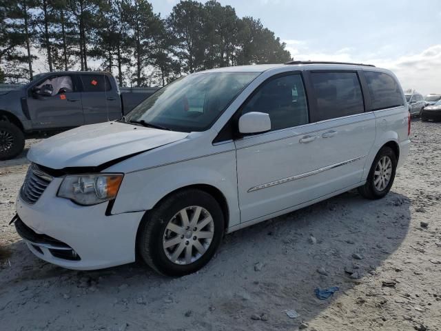 2016 Chrysler Town & Country Touring