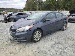 Carros salvage sin ofertas aún a la venta en subasta: 2015 KIA Forte LX