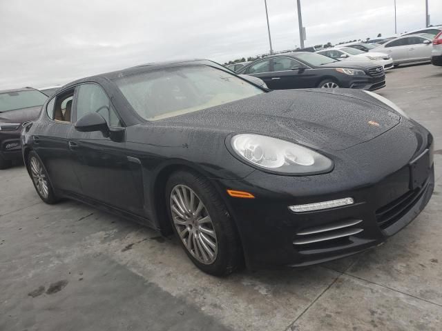 2014 Porsche Panamera 2