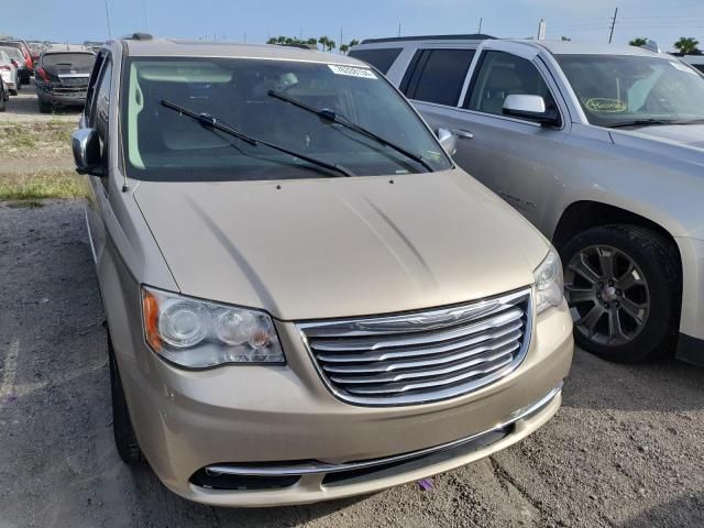 2015 Chrysler Town & Country Limited Platinum