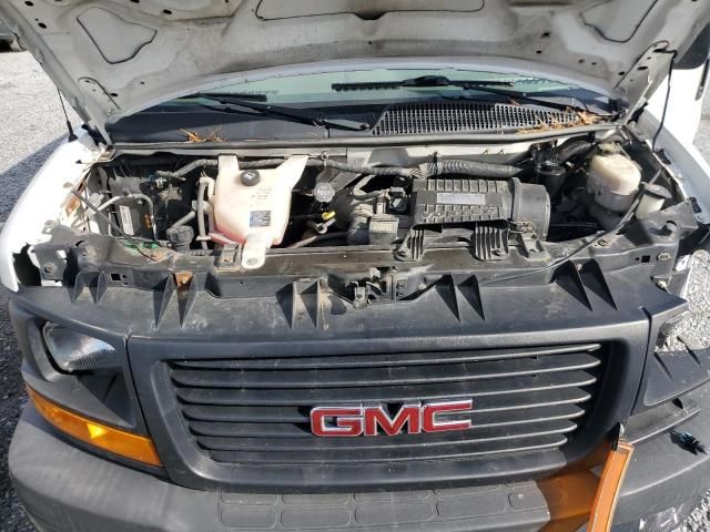 2016 GMC Savana G2500