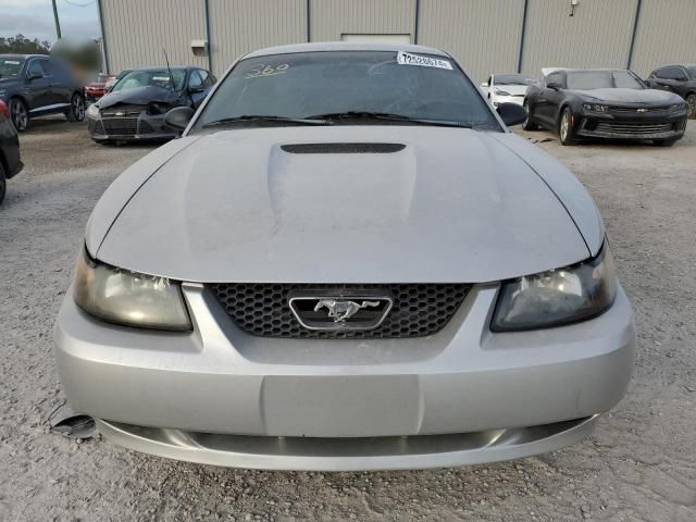 2004 Ford Mustang