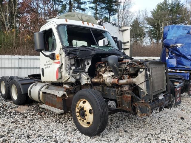 2018 Freightliner Cascadia 125