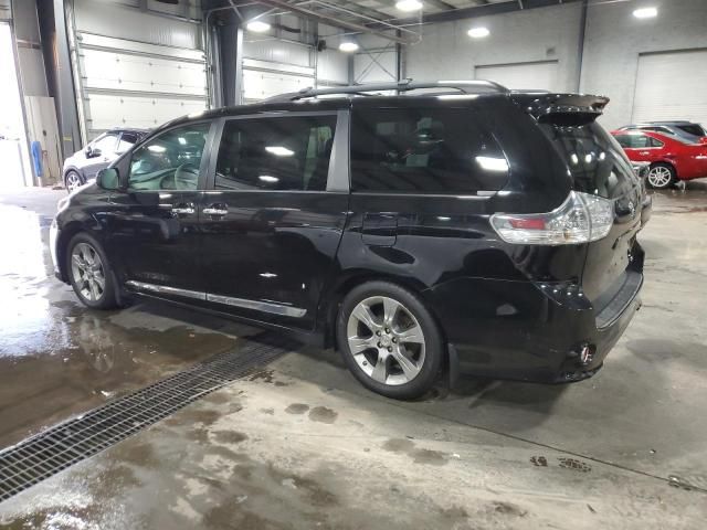 2014 Toyota Sienna Sport