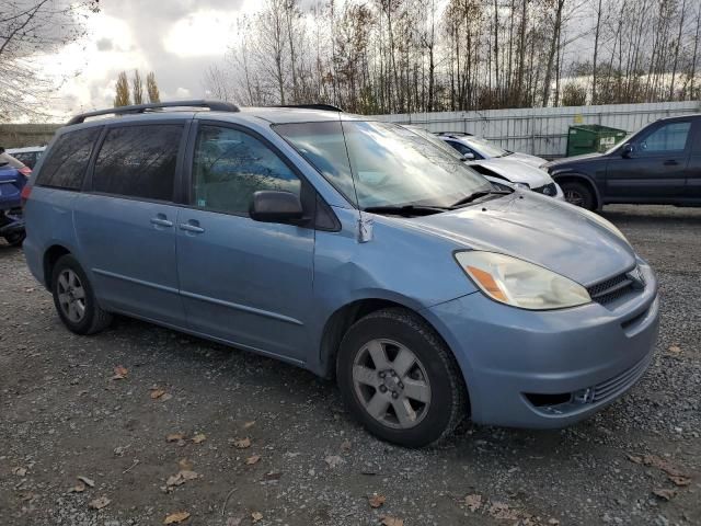 2004 Toyota Sienna CE