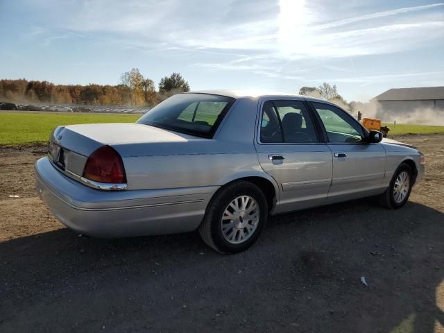 2003 Ford Crown Victoria LX