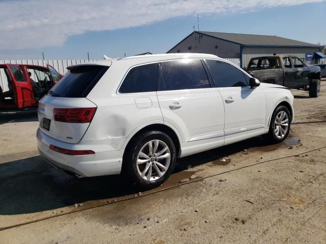 2019 Audi Q7 Premium Plus