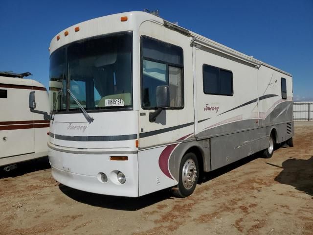 2000 Winnebago 2000 Freightliner Chassis X Line Motor Home