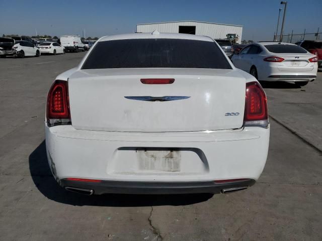 2018 Chrysler 300 Touring