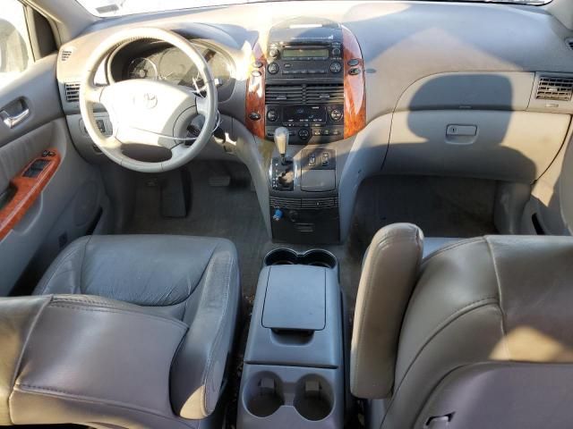 2007 Toyota Sienna XLE