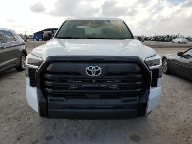 2023 Toyota Tundra Crewmax SR