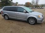 2014 Chrysler Town & Country Touring L