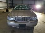 2004 Lincoln Town Car Executive