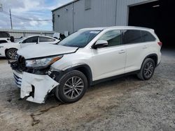 Salvage cars for sale at Jacksonville, FL auction: 2019 Toyota Highlander SE