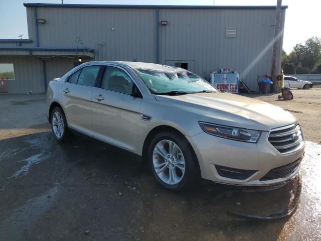 2017 Ford Taurus SEL