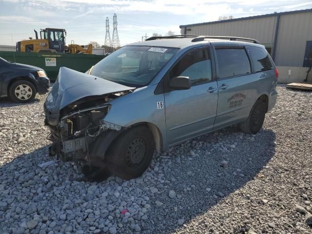 2010 Toyota Sienna CE