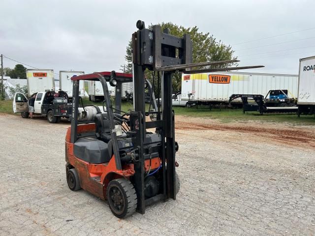 2004 Toyota Fork Lift