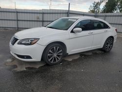 Chrysler Vehiculos salvage en venta: 2013 Chrysler 200 Touring