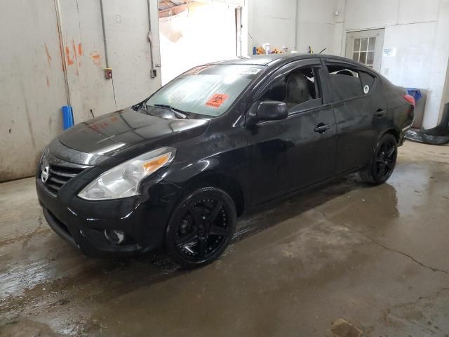 2015 Nissan Versa S