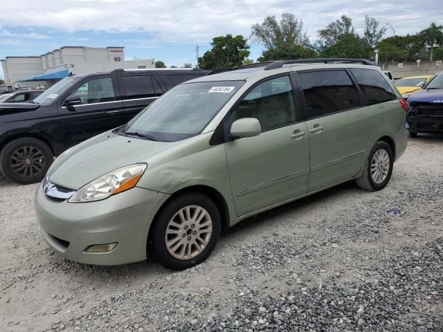 2008 Toyota Sienna XLE