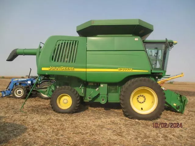 2004 John Deere 9760 STS