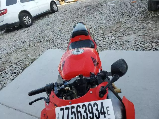 2002 Honda CBR900 RR