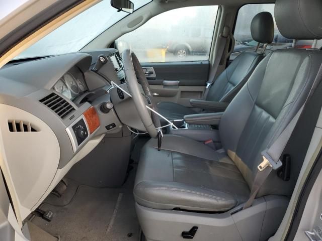 2008 Chrysler Town & Country Touring