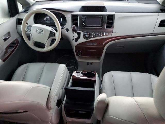 2014 Toyota Sienna XLE