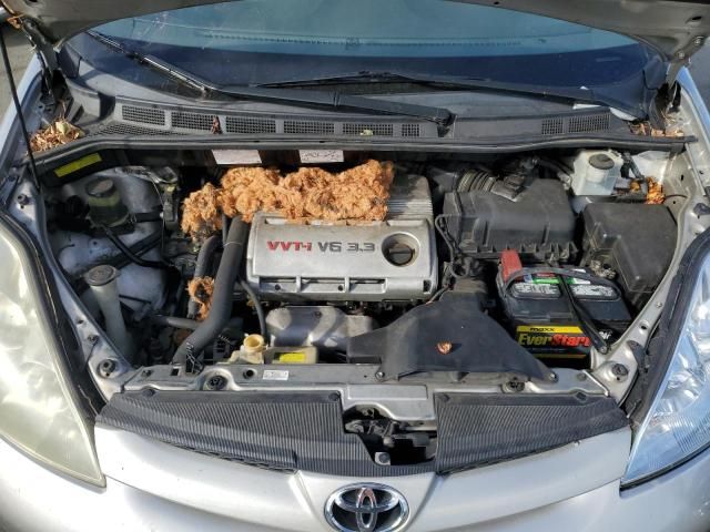 2006 Toyota Sienna XLE