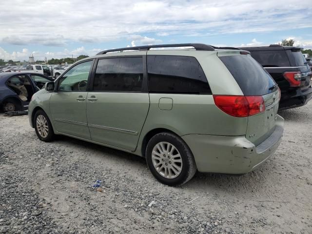 2008 Toyota Sienna XLE