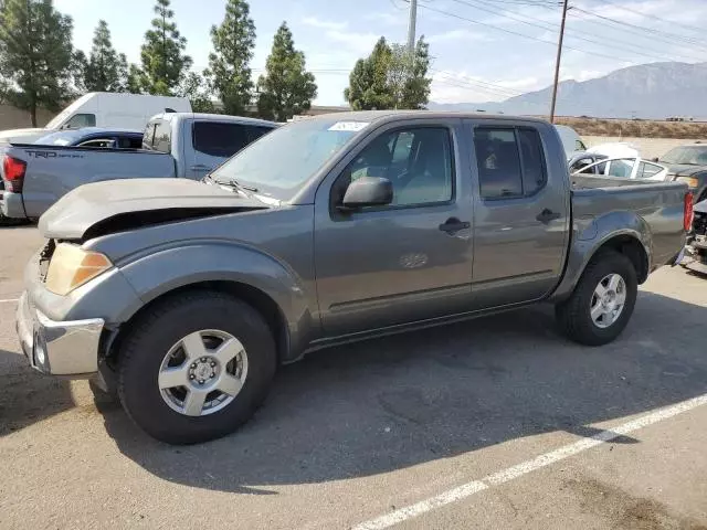 2008 Nissan Frontier Crew Cab LE