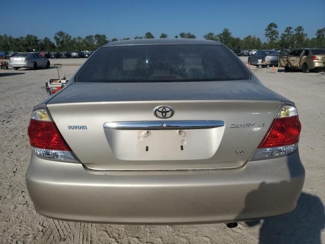 2005 Toyota Camry LE