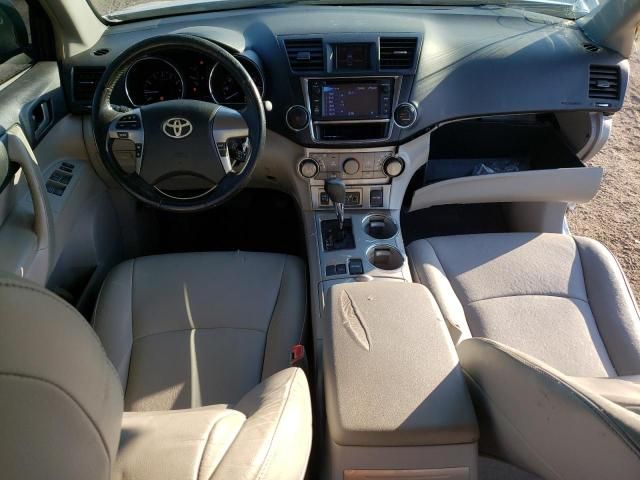 2013 Toyota Highlander Base