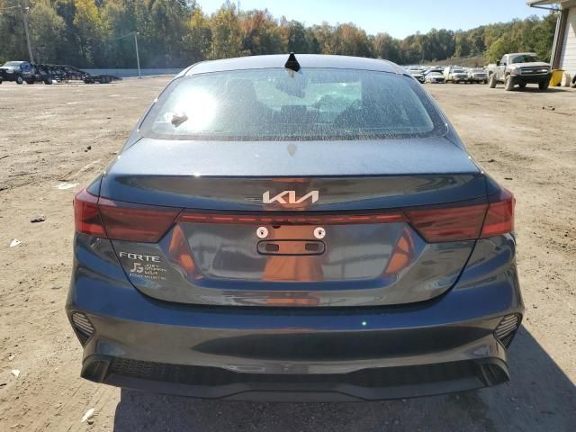 2024 KIA Forte LX