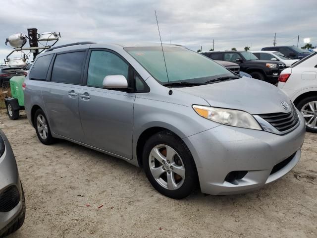 2012 Toyota Sienna LE