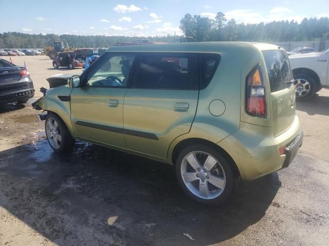 2010 KIA Soul +