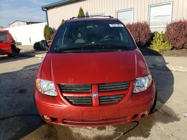 2005 Dodge Grand Caravan SXT